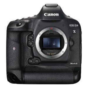 L'Appareil photo Canon EOS-1D X Mark III est un boîtier professionnel doté d'un capteur CMOS de 20,1 mégapixels, d'une prise de vue en rafale jusqu'à 20 images par seconde, et de capacités vidéo 4K à 60 images par seconde.