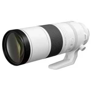 Le Canon RF 200-800mm f/6.3-9 IS USM est un super téléobjectif zoom pour les appareils photo hybrides Canon EOS R. Il offre une plage focale étendue avec une stabilisation d'image efficace, idéale pour la photographie de la faune, les sports et d'autres sujets éloignés.