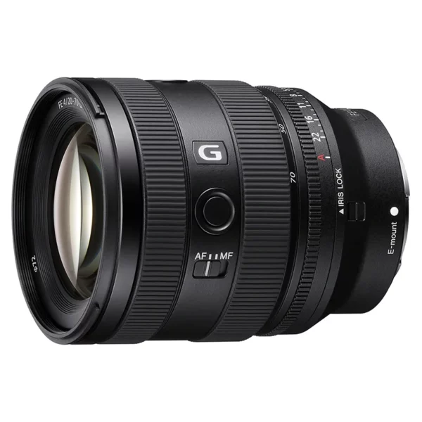 Le Sony 24-70mm f/4 G est un objectif zoom standard de haute qualité, adapté à une variété de situations photographiques. Il offre une netteté remarquable et une performance optique constante.