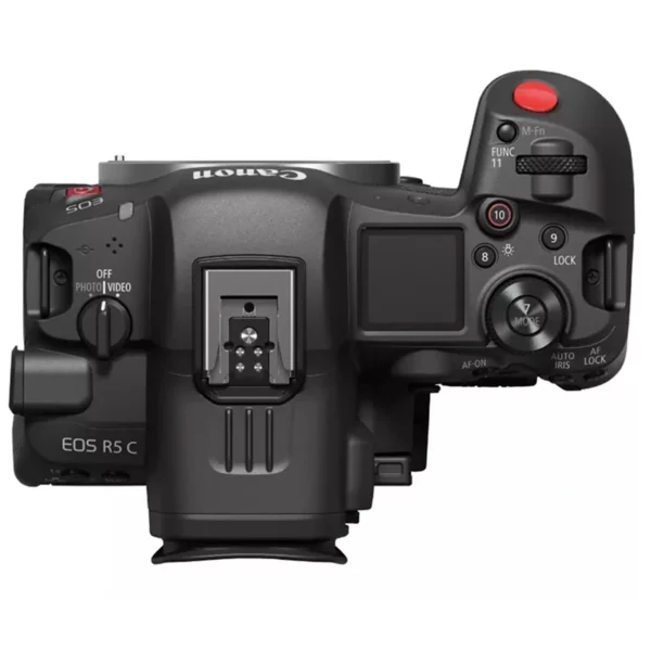 Canon R5 C : Caméra cinématographique révolutionnaire avec résolution 8K, stabilisation avancée, et polyvalence pour des productions cinématographiques de haute qualité.